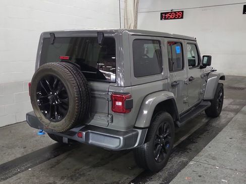 Used 2023 Jeep Wrangler Unlimited Sahara image 5