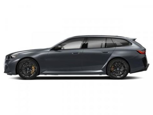New 2026 BMW M5 Touring image 2
