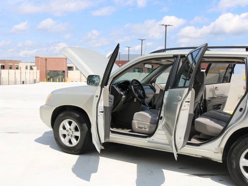 Used 2002 Toyota Highlander 2WD V6 image 70