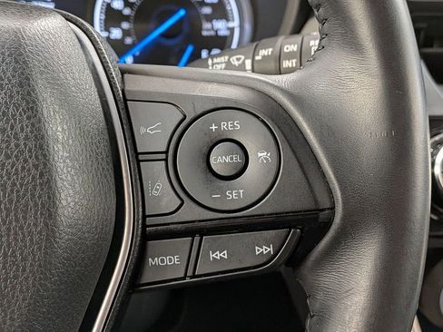 Used 2022 Toyota Venza XLE AWD/4WD image 19