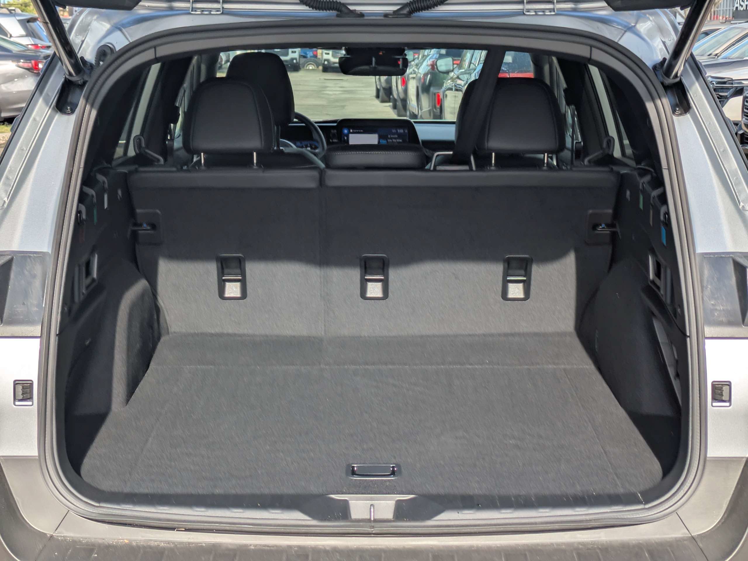 Used 2026 Subaru Outback Limited AWD/4WD image 13