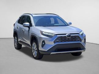 Used 2022 Toyota RAV4 Limited AWD/4WD video 1