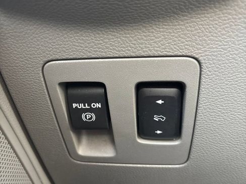 Used 2019 Ford F150 XLT w/ Equipment Group 302A Luxury AWD/4WD image 22