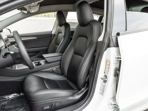 Used 2022 Tesla Model 3 Performance image 13