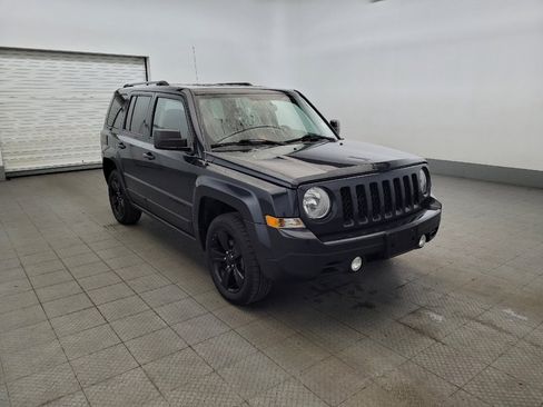Used 2015 Jeep Patriot Sport w/ Power Value Group AWD/4WD image 13