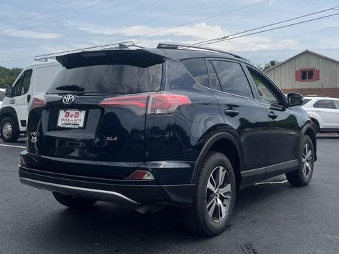 Used 2018 Toyota RAV4 XLE FWD image 20
