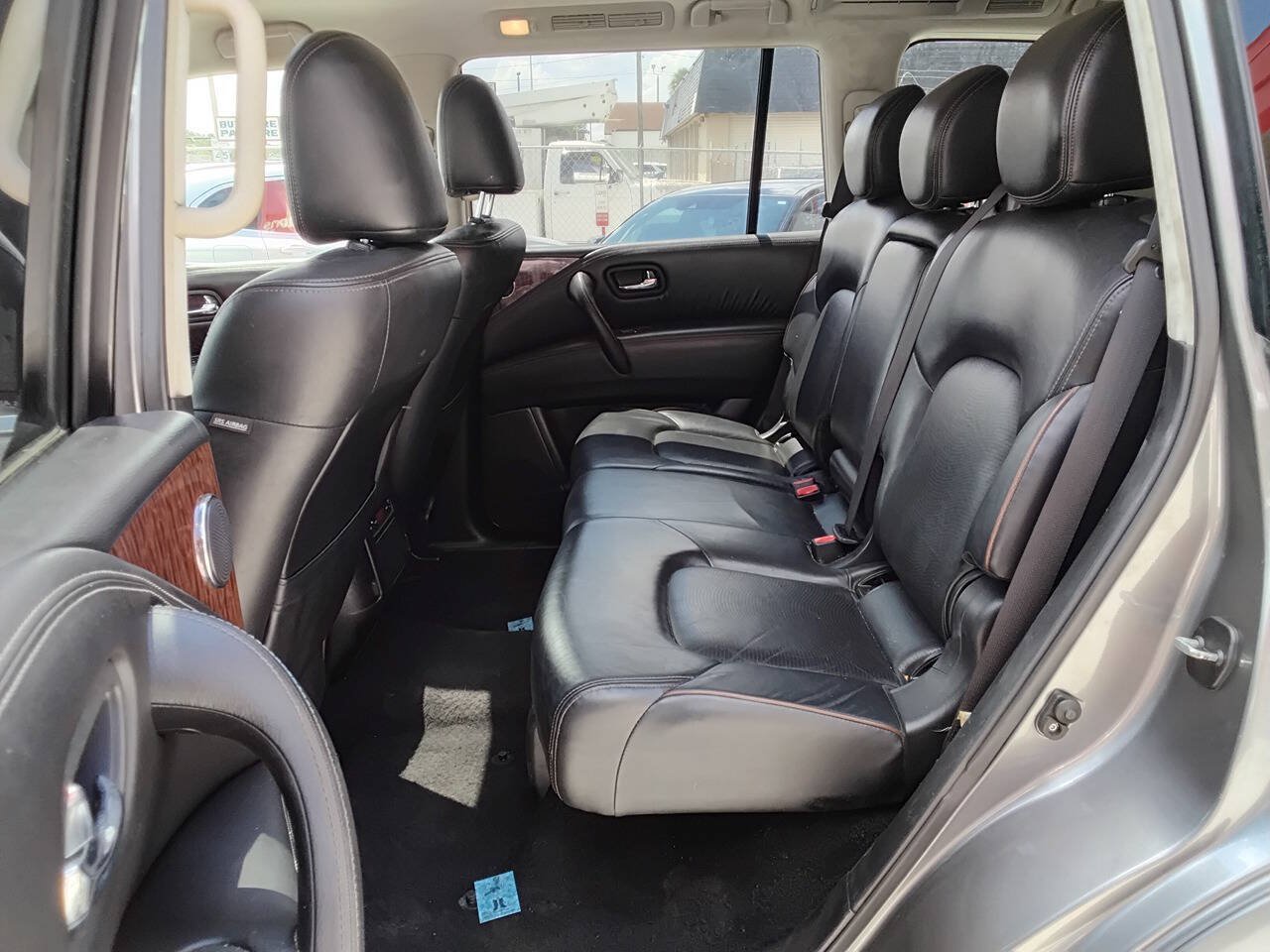 Used 2020 Nissan Armada SL w/ Premium Package RWD image 2