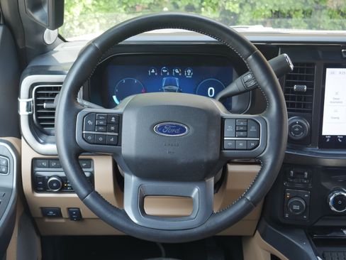 Certified 2024 Ford F250 Lariat w/ Lariat Ultimate Package AWD/4WD image 7