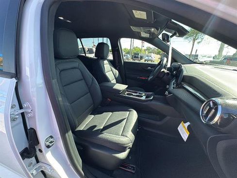 New 2026 Chevrolet Equinox LT FWD image 14