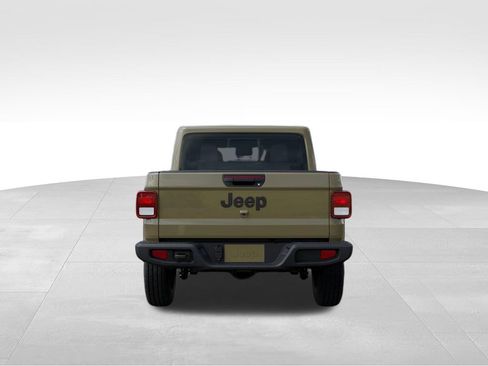 New 2026 Jeep Gladiator Sport AWD/4WD image 8