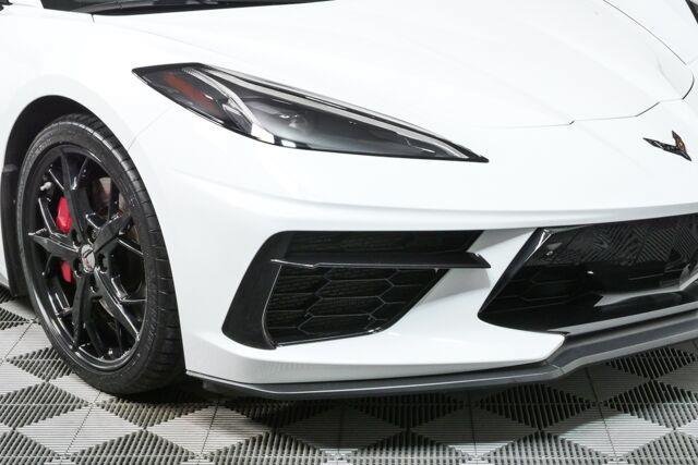 Used 2022 Chevrolet Corvette Stingray Preferred Conv w/ Z51 Performance Package RWD image 39