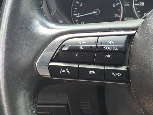 Used 2024 MAZDA MAZDA3 s FWD image 19