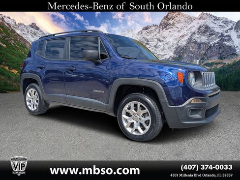 Used 2017 Jeep Renegade Latitude AWD/4WD image 14