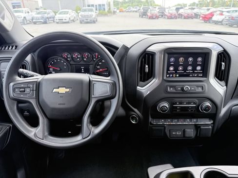 Used 2025 Chevrolet Silverado 1500 Custom RWD image 10