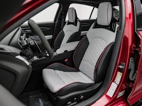 Used 2023 Cadillac CT5 V Blackwing w/ Driver Assist Package image 36