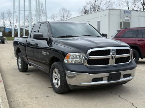 Used 2015 RAM 1500 ST w/ SXT Appearance Group image 4