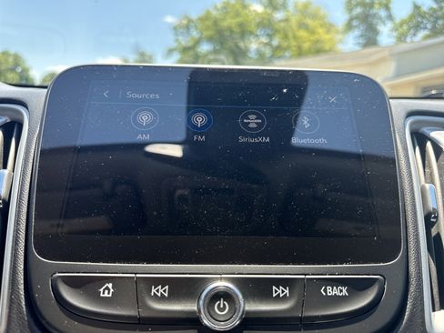 Used 2023 Chevrolet Malibu LT FWD image 19