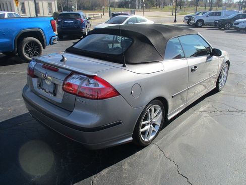 Used 2004 Saab 9-3 Aero FWD image 13