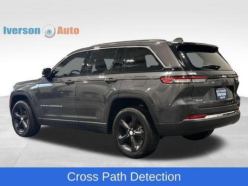 Used 2023 Jeep Grand Cherokee Limited w/ Trailer Tow Prep Group (B) AWD/4WD image 11
