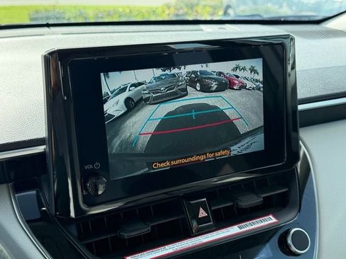 Used 2023 Toyota Corolla Cross L FWD image 19
