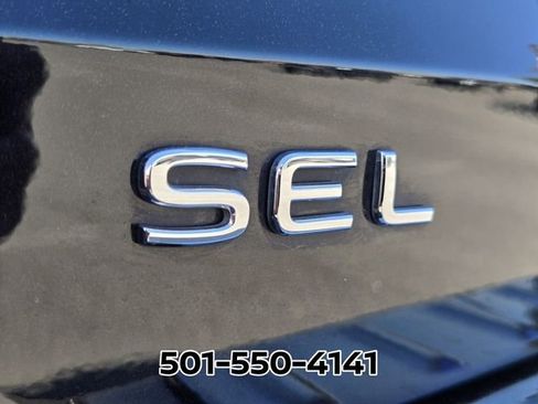 Used 2024 Volkswagen Taos SEL image 16