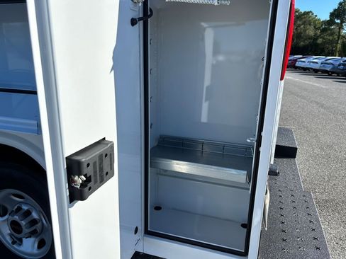 New 2025 GMC Savana 3500 w/ Power Convenience Package image 29