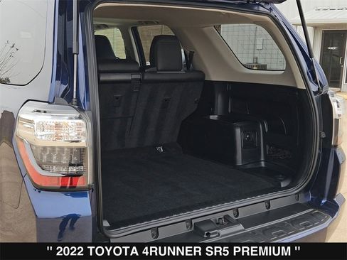Used 2022 Toyota 4Runner SR5 Premium image 33