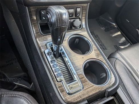 Certified 2016 GMC Acadia SLT w/ Open Road Package image 20