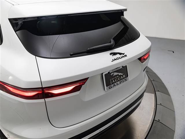 New 2026 Jaguar F-PACE R-Dynamic S AWD/4WD image 32