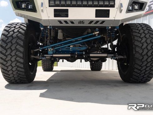 Used 2017 Ford F250 Platinum w/ Platinum Ultimate Package image 30