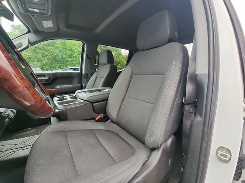 Used 2021 Chevrolet Silverado 1500 LT w/ Z71 Off-Road Package AWD/4WD image 18