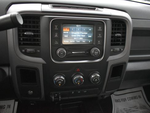 Used 2018 RAM 2500 Tradesman w/ Chrome Appearance Group image 23