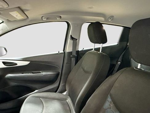 Used 2017 Chevrolet Spark LT image 21