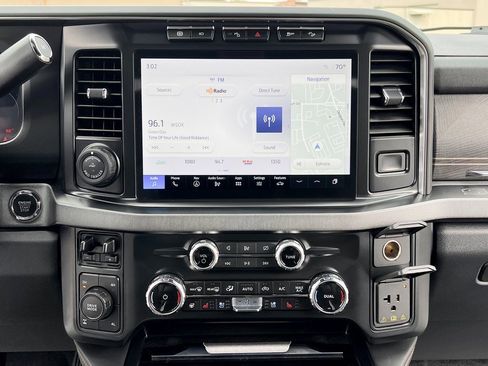 Used 2023 Ford F250 Platinum w/ FX4 Off-Road Package image 24