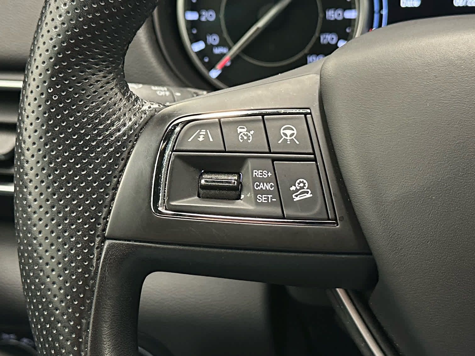Used 2023 Maserati Levante GT AWD/4WD image 25
