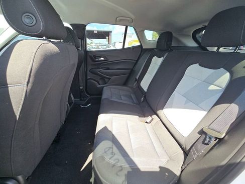 Used 2025 Chevrolet Trax LS FWD image 10