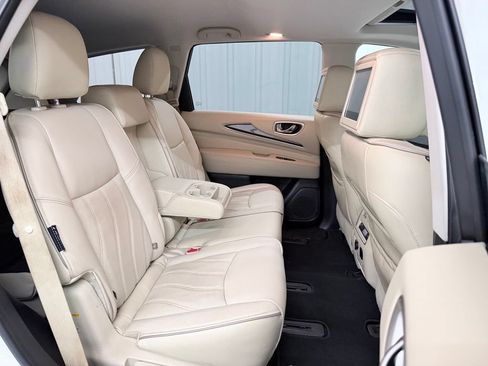 Used 2019 INFINITI QX60 Luxe w/ Essential Package FWD image 40