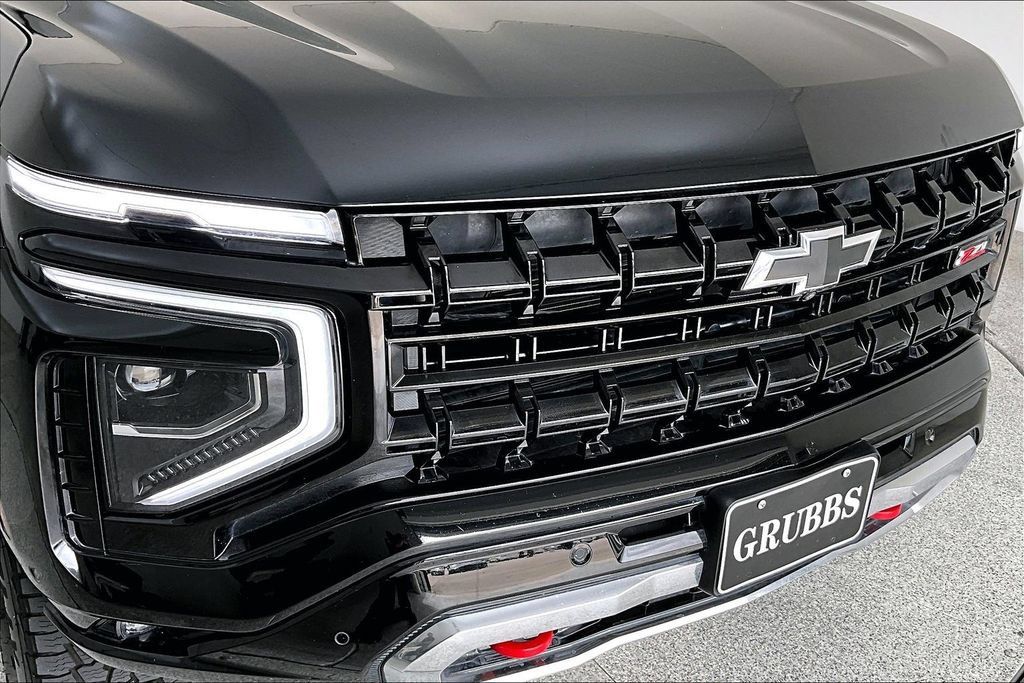 Used 2025 Chevrolet Tahoe Z71 w/ Z71 Off-Road Package AWD/4WD image 39