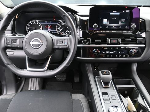 Used 2025 Nissan Pathfinder SV AWD/4WD image 20