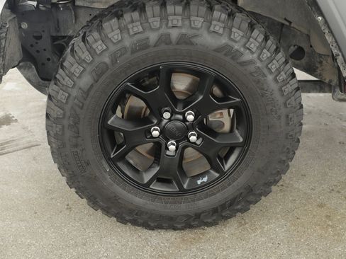 Certified 2021 Jeep Wrangler Unlimited Sport image 5