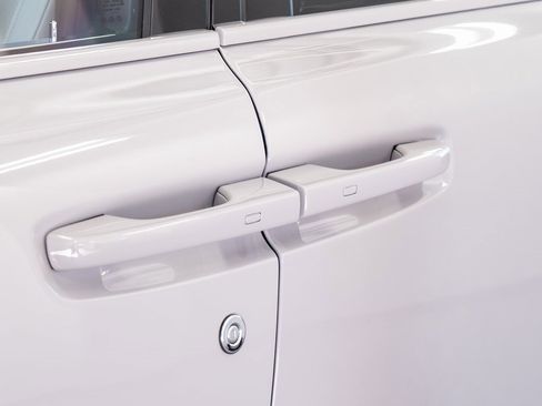 Used 2022 Rolls-Royce Cullinan image 20