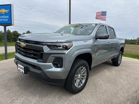 New 2026 Chevrolet Colorado LT w/ LT Convenience Package AWD/4WD image 14
