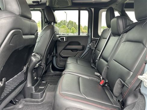 Used 2024 Jeep Wrangler Unlimited Rubicon image 19