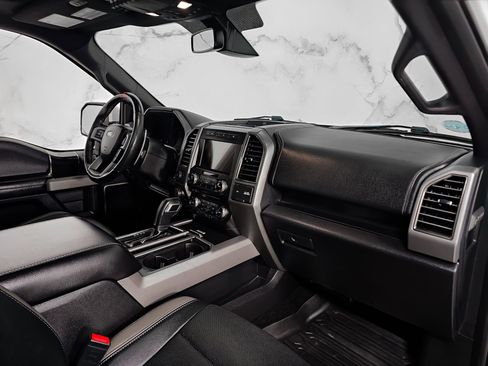 Used 2018 Ford F150 Raptor w/ Equipment Group 802A Luxury image 12