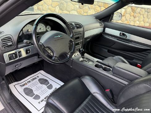 Used 2004 Ford Thunderbird image 5