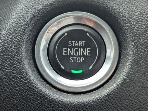 Certified 2023 Chevrolet Colorado Trail Boss w/ Technology Package image 37