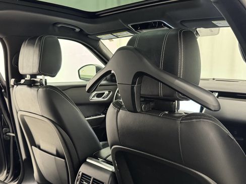 Used 2018 Land Rover Range Rover Velar R-Dynamic SE image 18