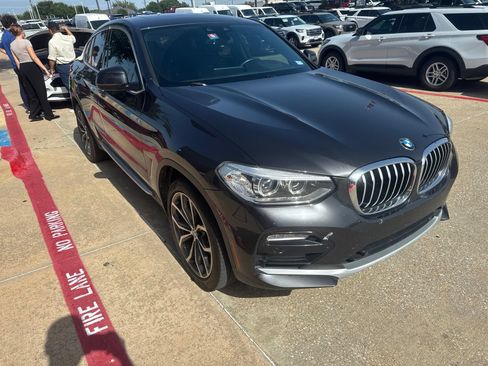 Used 2019 BMW X4 xDrive30i AWD/4WD image 3