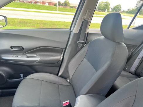 Used 2025 Nissan Kicks Play S FWD image 19