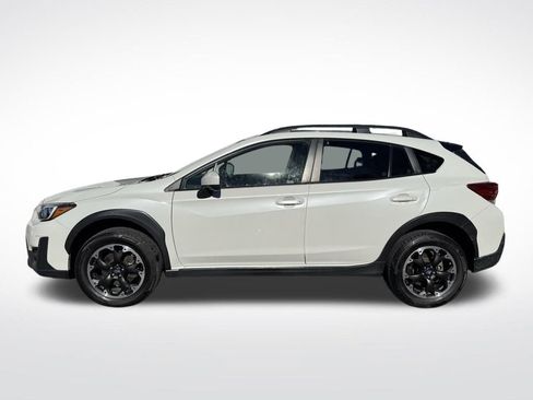 Used 2022 Subaru Crosstrek 2.0i Premium w/ Moonroof Package image 3